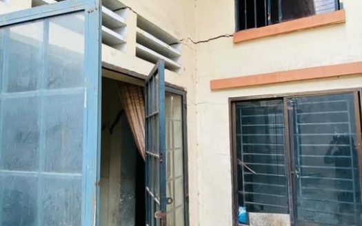 Giá hiếm 86 tr/m2 ngay Trần Não Quận 2, đất vuông vức, nàh nát tiện xây mới.