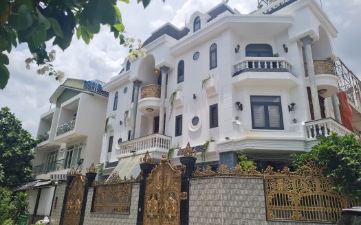 Biệt thự dát Vàng, phường An Phú – Quận 2 ngay cầu Sài Gòn, lô góc 177m2, Full nội thất cao cấp.