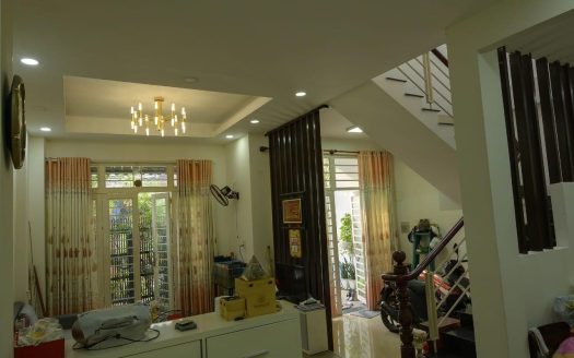 Nhà đẹp Quận 2, hẻm xe hơi, 60m2, 1 trệt 1 lầu đúc kiên cố, bán nhanh 6,7 tỷ