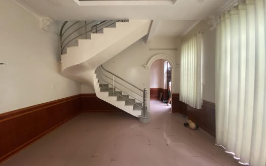 Nhà phố ngay trung tâm Hành Chính Quận 2, 70m2, 5x17m, 2 lầu, giá ngang căn chung cư Quận 9