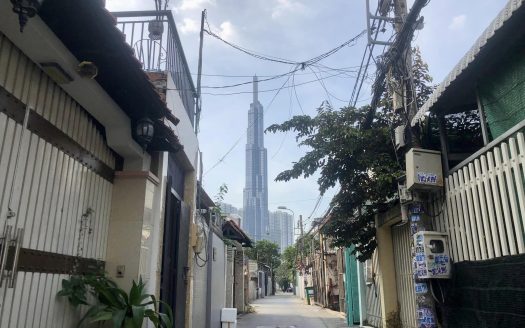 Nhà phố Quận 2, cách Trần Não 20m, đường ô tô, 3 tầng + sân thượng, view Landmark 81
