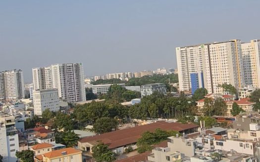 Căn hộ 2PN Sky Center view chất nhìn thẳng sân bay Tân Sơn Nhất giá 4,15 tỷ Full thuế phí